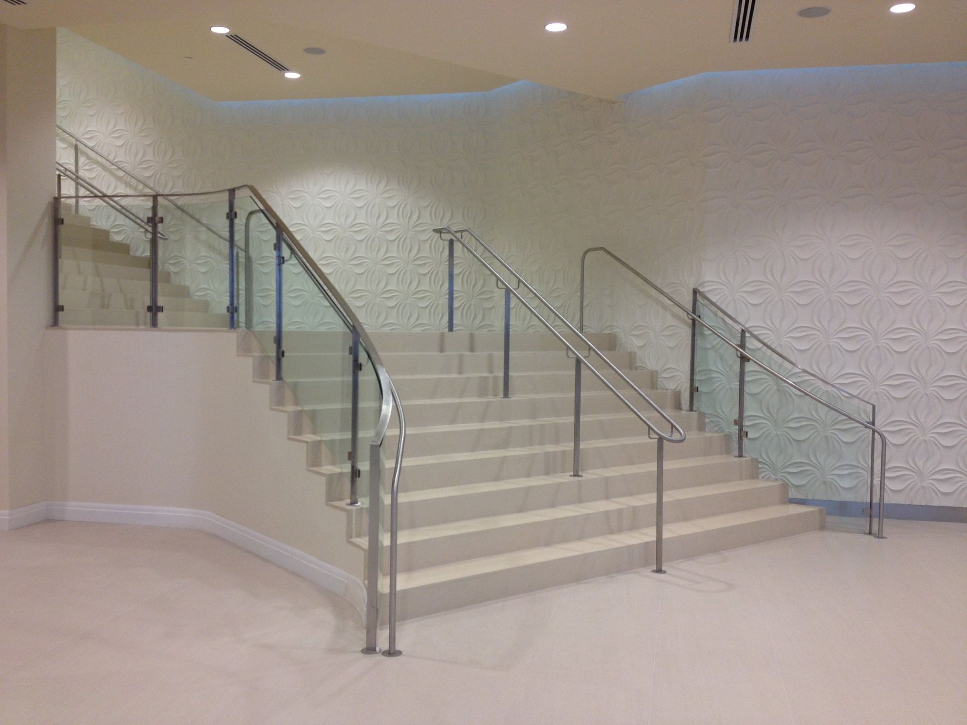 Curved Glass Staircase Handrail With Click Style Mounting