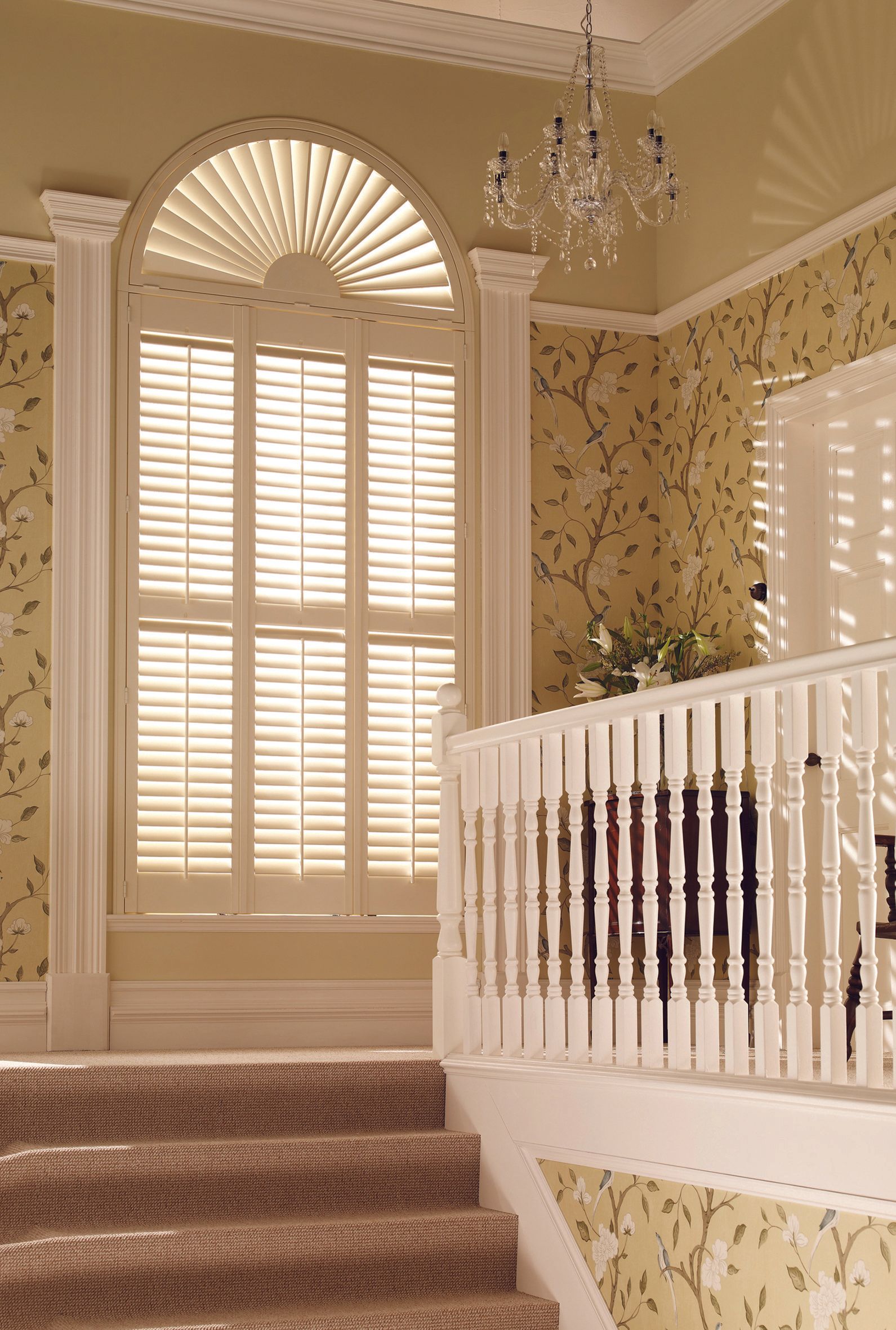 plantation shutter