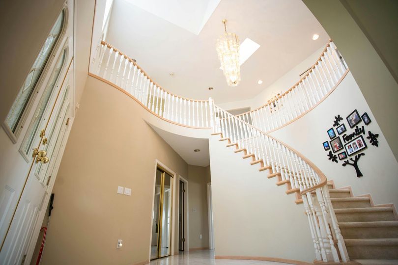 high foyer