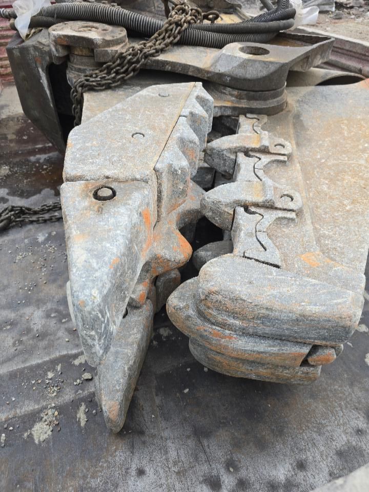 SAFES srl - Società Autotrasporti Forniture Edili e Scavi