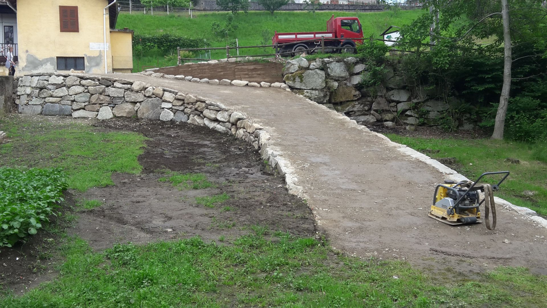 SAFES S.r.l., esperti di scavi, demolizioni e gestione di materiali inerti a Romagnano Sesia, Novara.