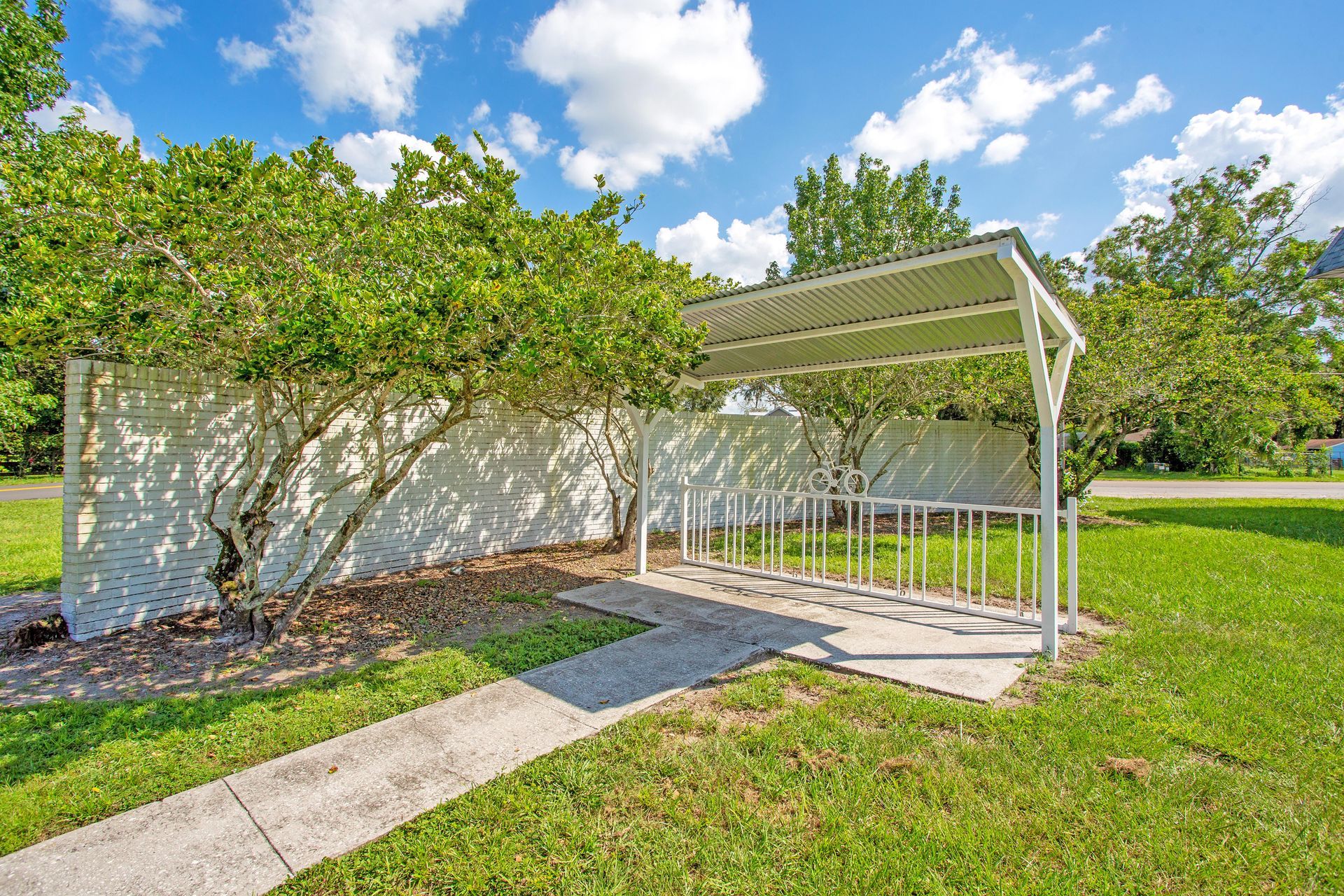 Covered space at The Henry in Plant City, FL.