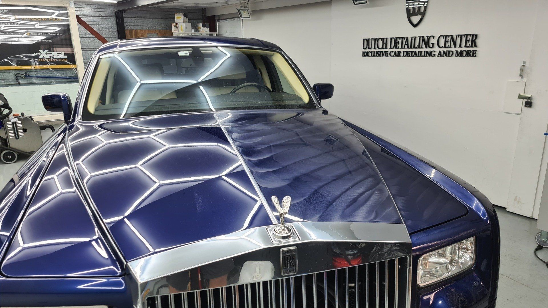 Rolls Royce polijsten detailen