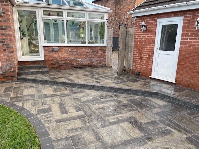 Patio Specialists Cheltenham LayPave