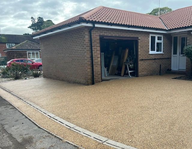 Resin Driveway Specialists Cheltenham LayPave