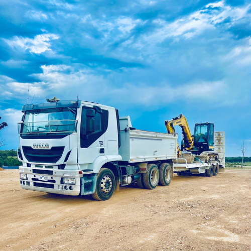 Bendigo Civil Contracting Excavator Truck