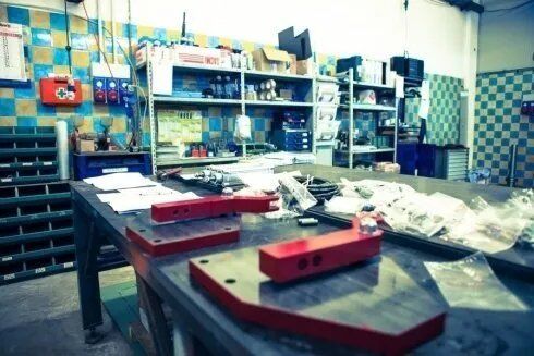 metal carpentry laboratory for non-ferrous metal processing