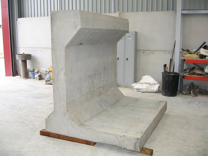 Bespoke L shape Retaining Walls