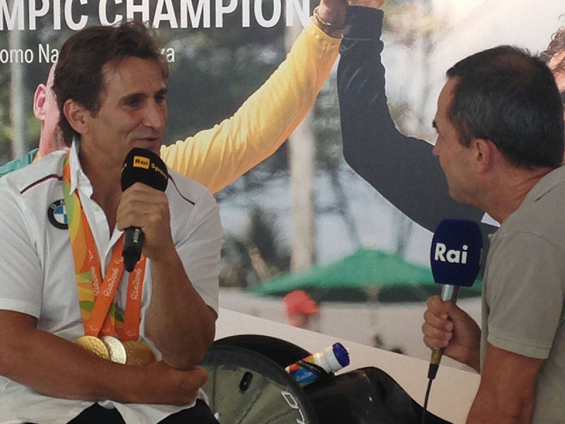 Intervista con il pluri-premiato campione paralimpico Alex Zanardi, evento  BMW Autodromo di Monza.