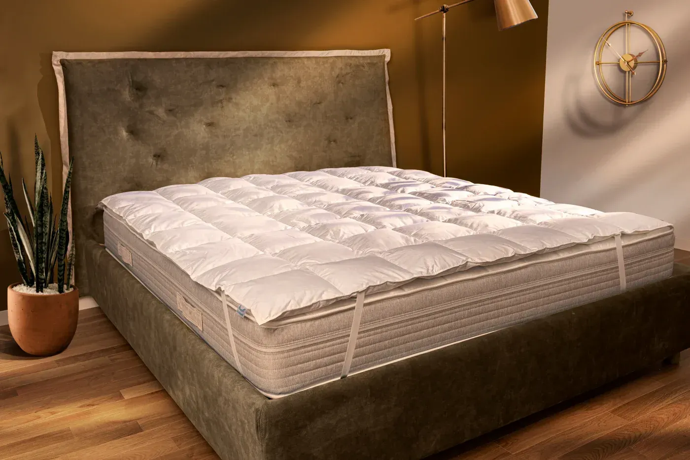 Piumino bianco piegato.