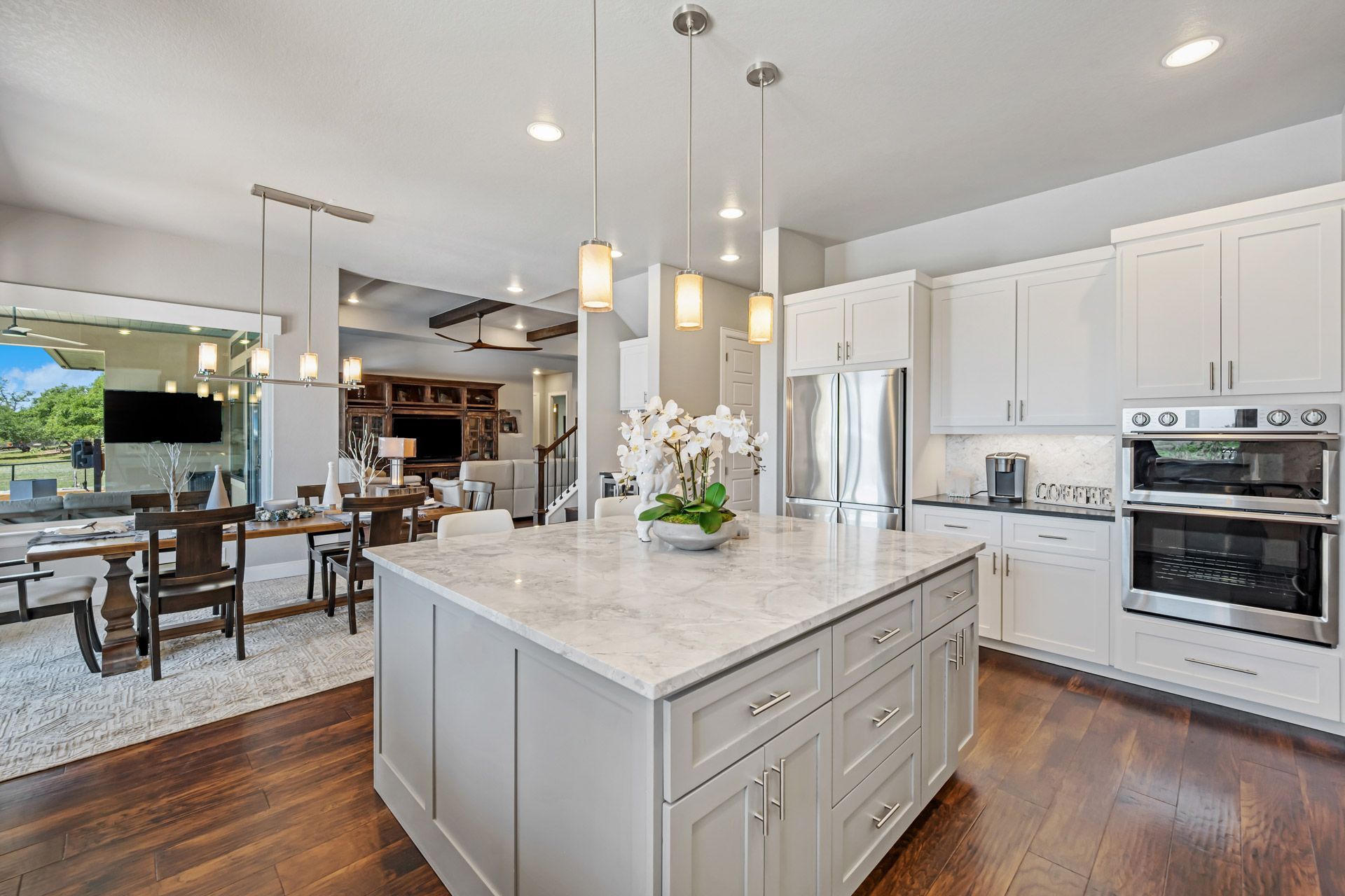 All Wood Cabinet in Kitchen