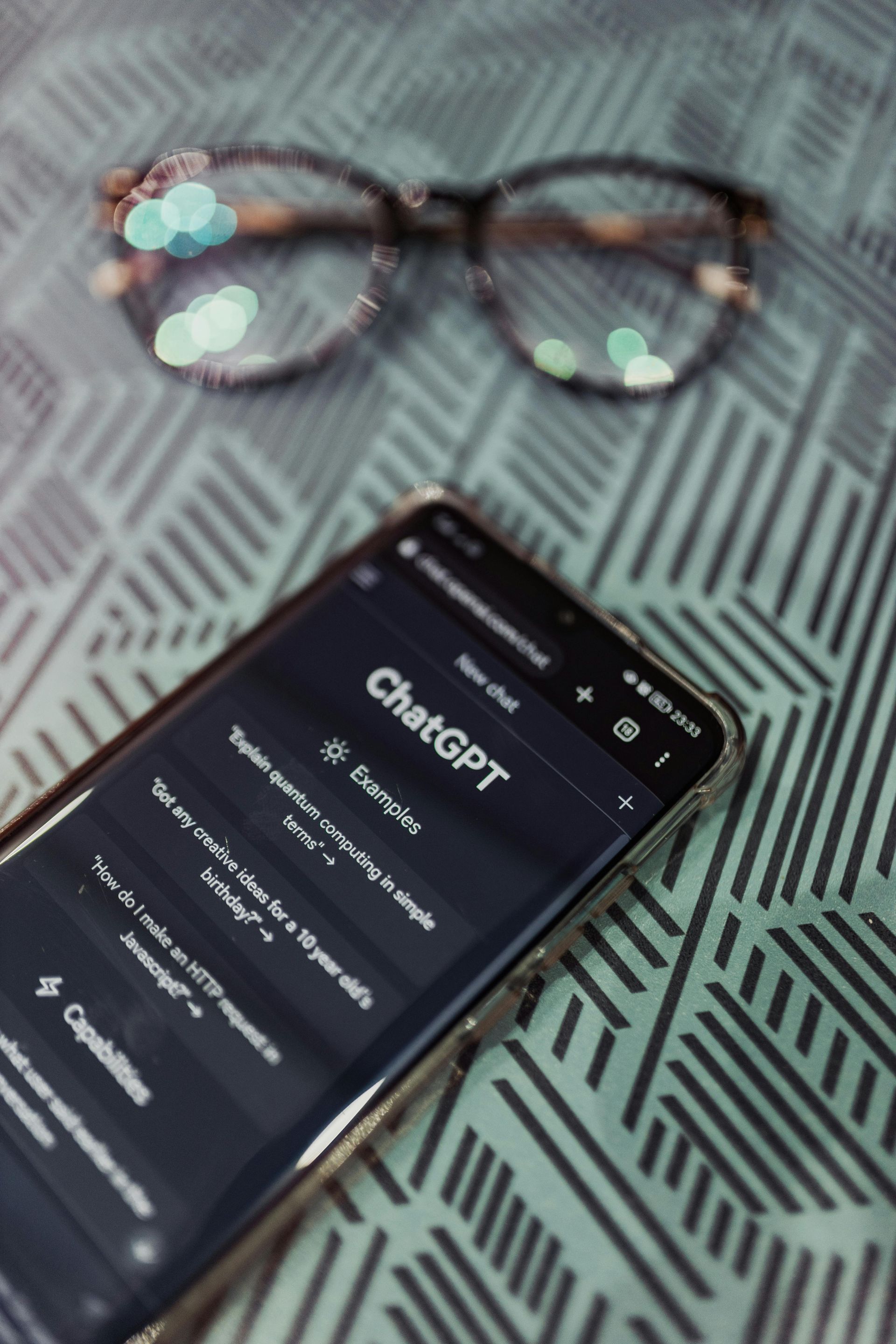 chat GPT on a phone | AI search 
