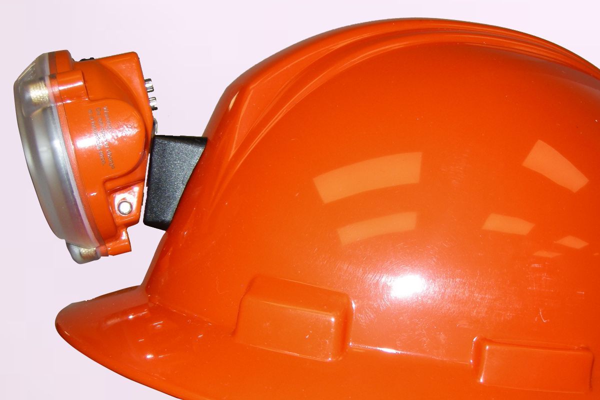 IMPORTACIONES Y EQUIPOS MINEROS