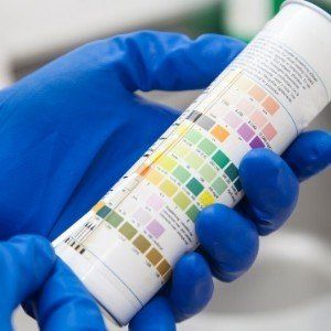 วิธีปรับค่า pH ของน้ำในสระว่ายน้ำ หลังจากฝนตก, น้ำในสกปรกมาก