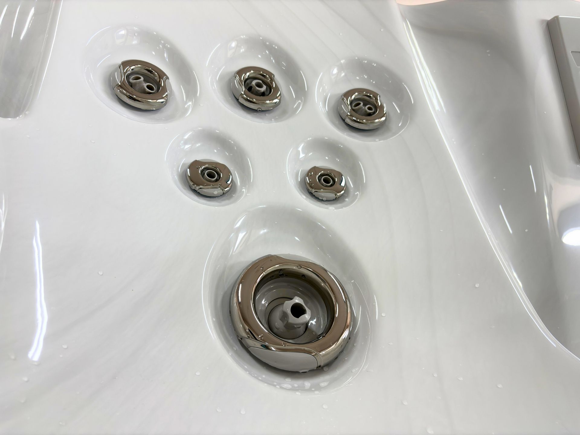 Stainless steel hydro massage jets inside Swim Spa Ultimate 16 for relaxation and therapy