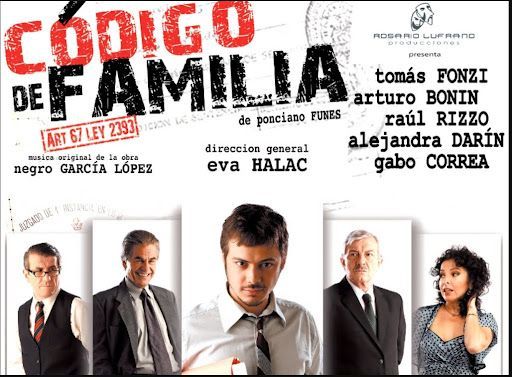 Un cartel de una película llamada Código de Familia.
