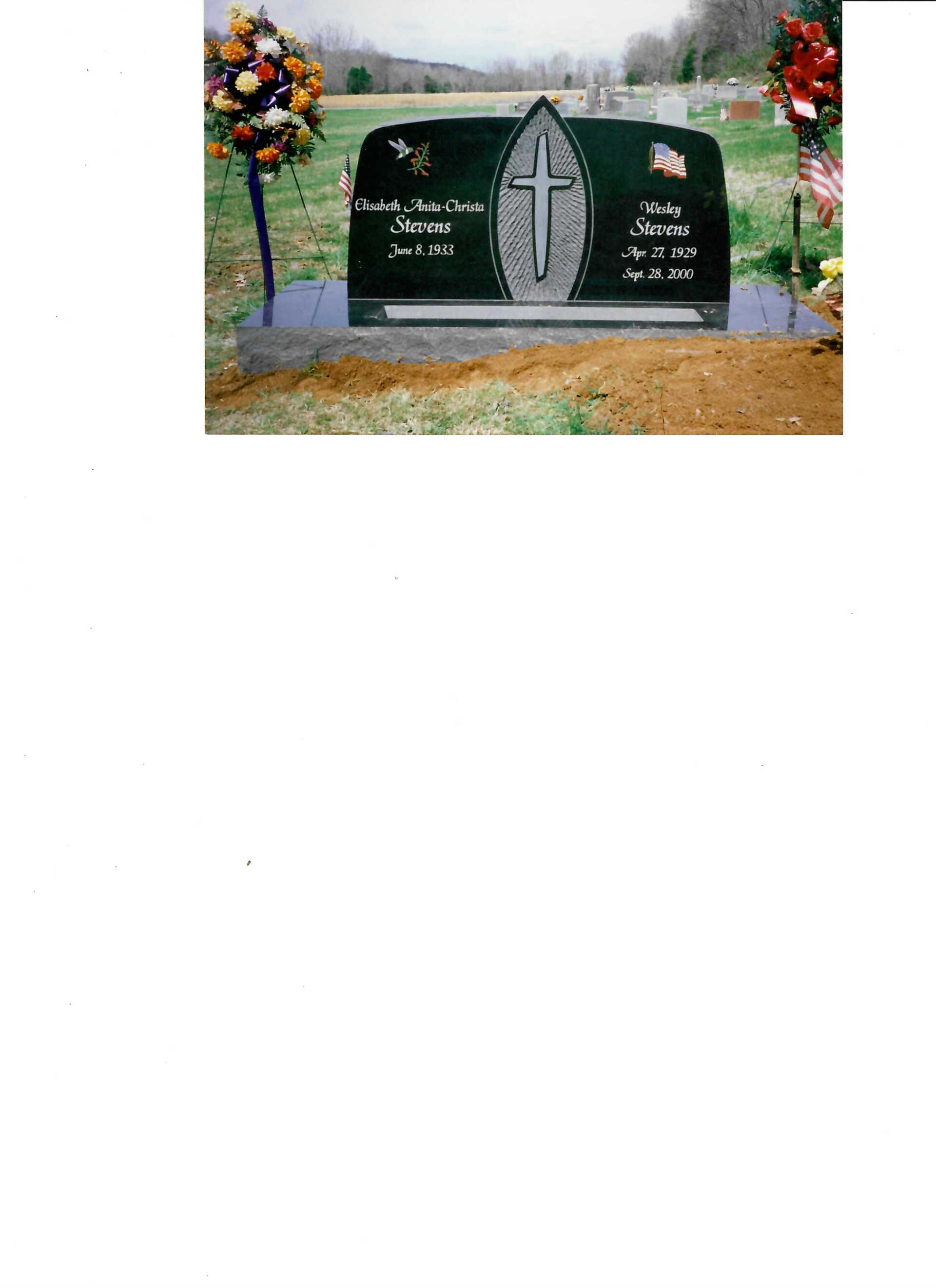 Etchings Sample Grave — Clarksville, TN — Clarksville Memorial Company