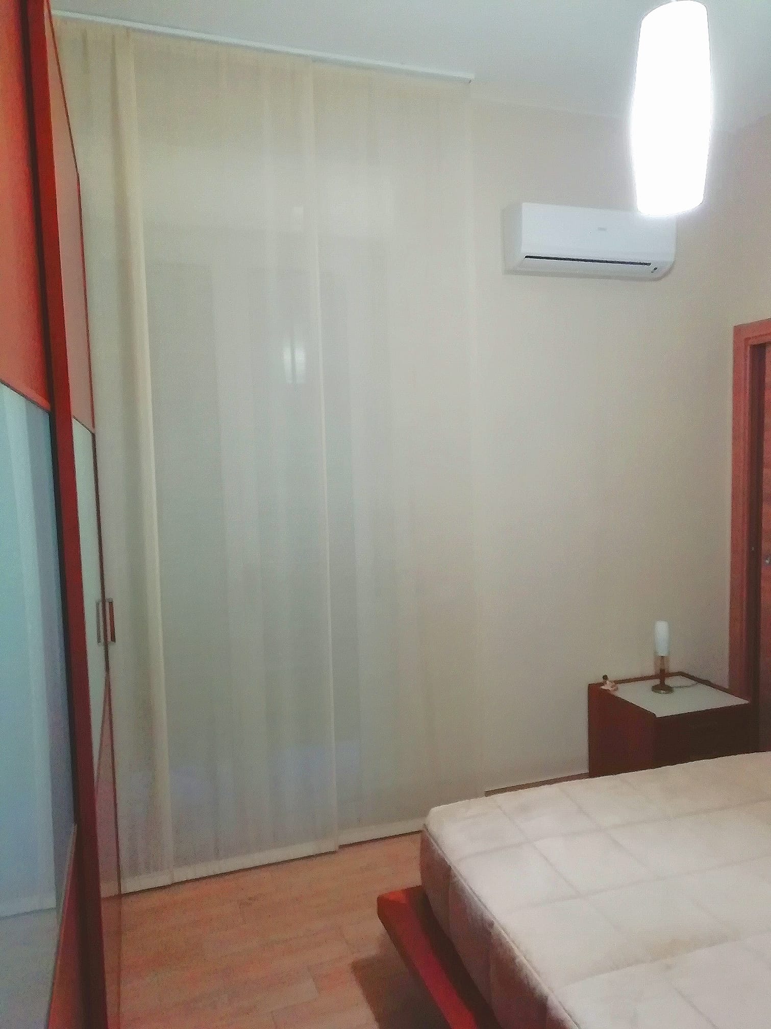 tenda bianca per interni