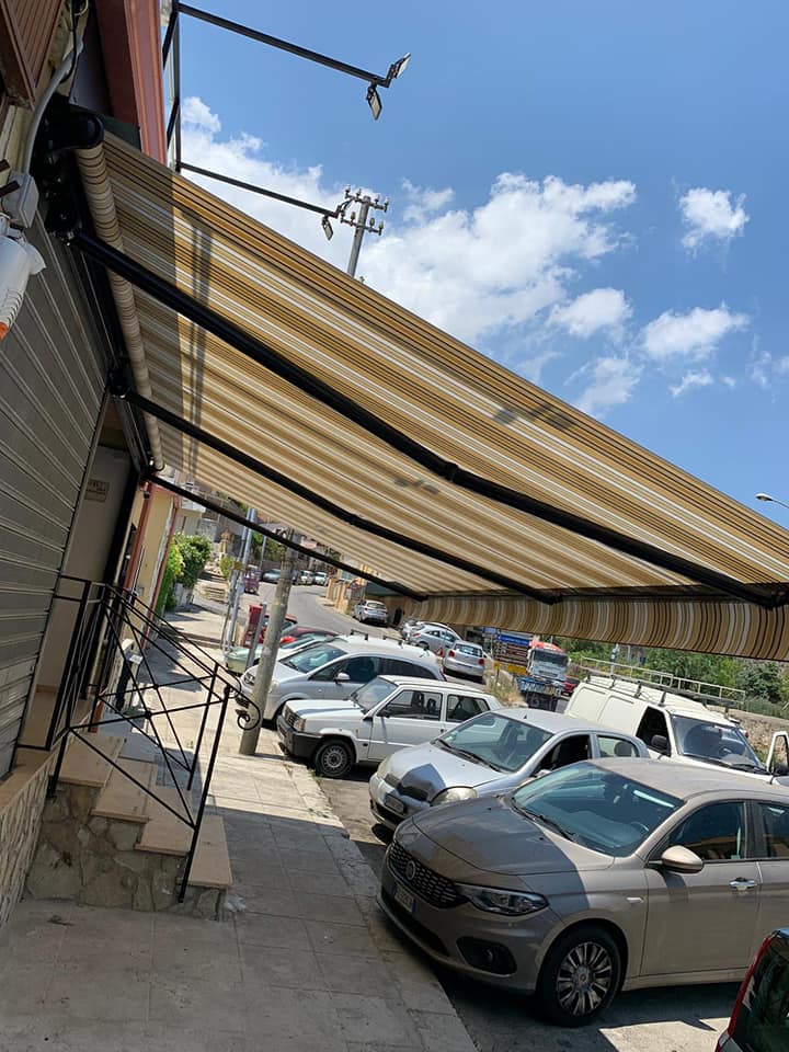 tenda da sole per negozi