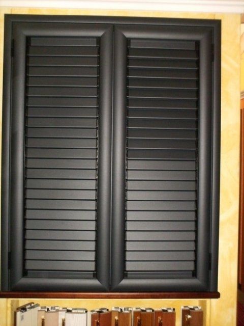 persiane in pvc nere
