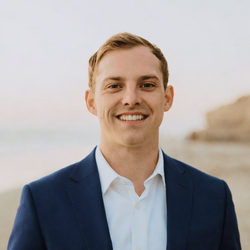 Cameron Bunker Headshot