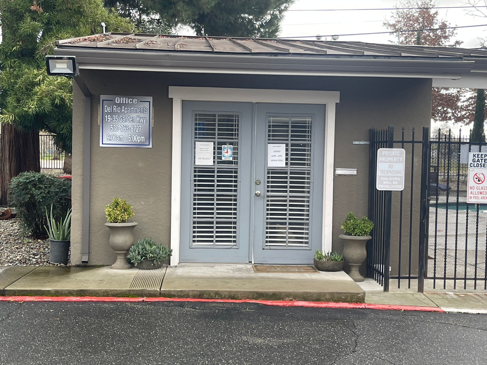 Del rio apartment exterior