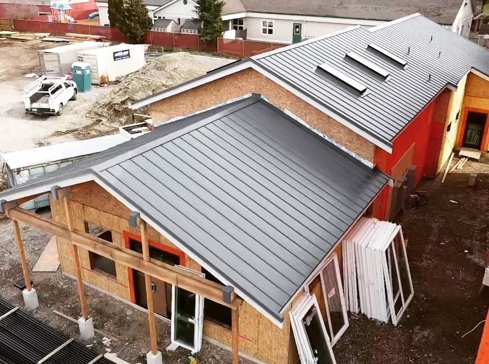 Sheet Metal Roofing | Greater Tacoma Area | Tacoma Roofing & Waterproofing