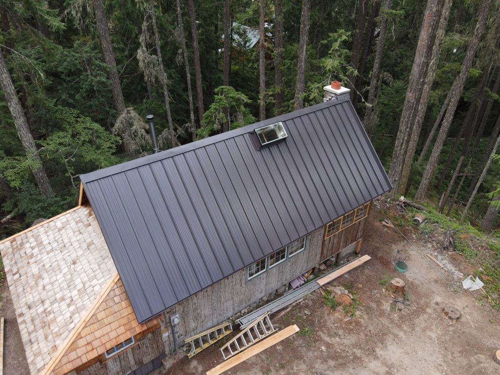 Standing Seam Roof | Cabin Roofing | Greater Seattle Area
