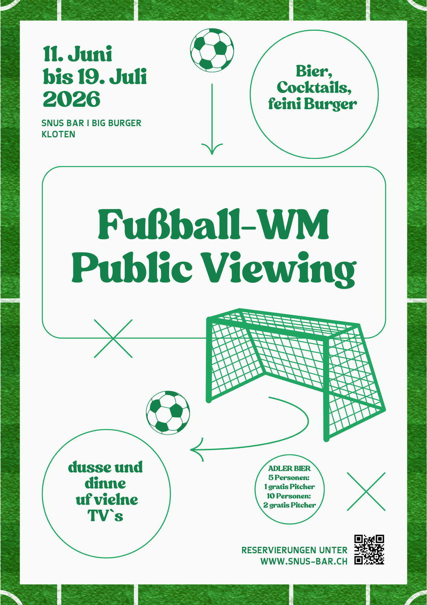 Hände, die die goldene FIFA-Weltmeisterschaftstrophäe halten, vor dem Hintergrund einer Weltkarte.
