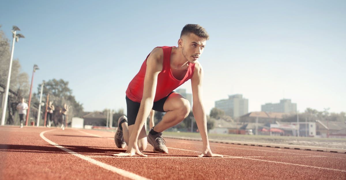 A nutrição é um dos pilares fundamentais para o sucesso de atletas de elite. A combinação correta de