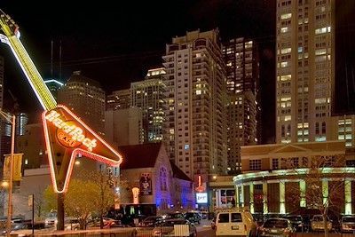 High Rocks Chicago Hard Rock Cafe Chicago to Close After Nearly 40 Years