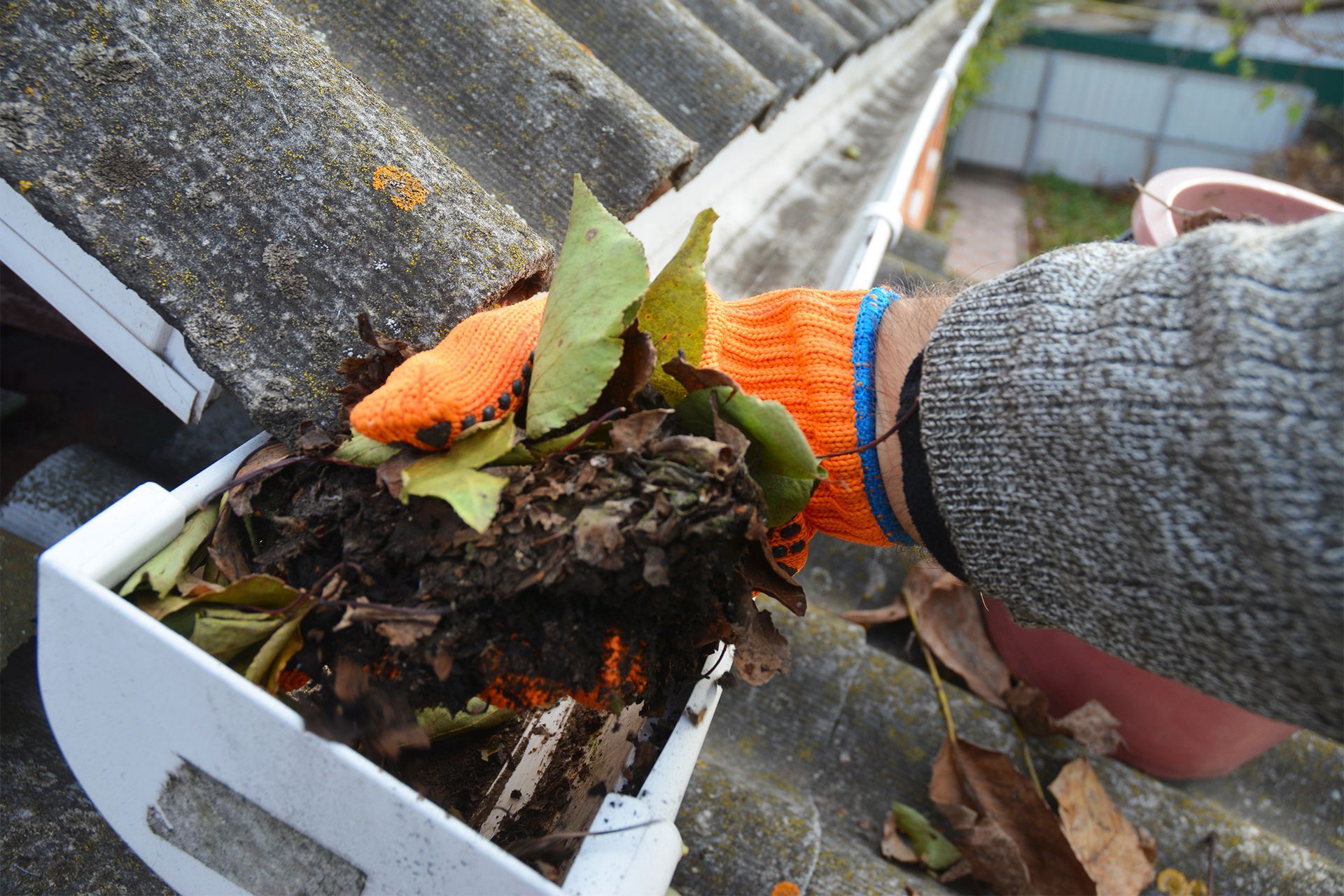 Removing Clogged in Gutter