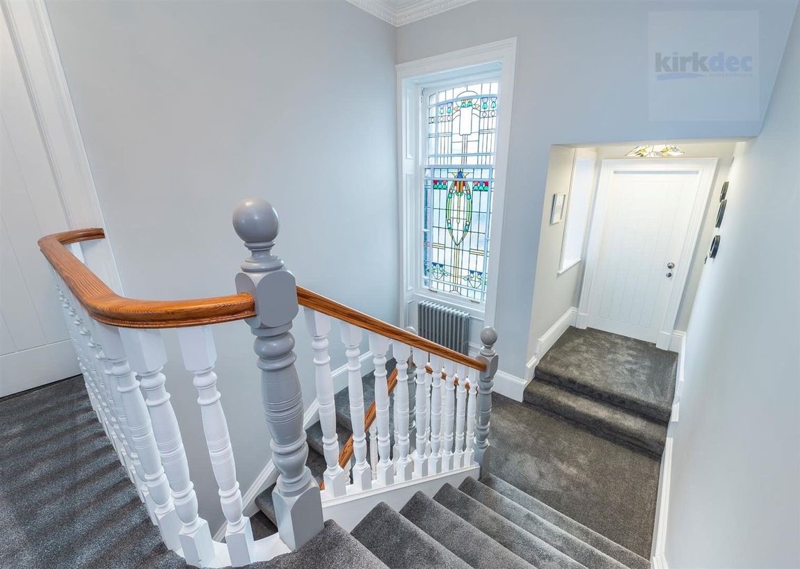 Period property decoration in Lanarkshire or Glasgow