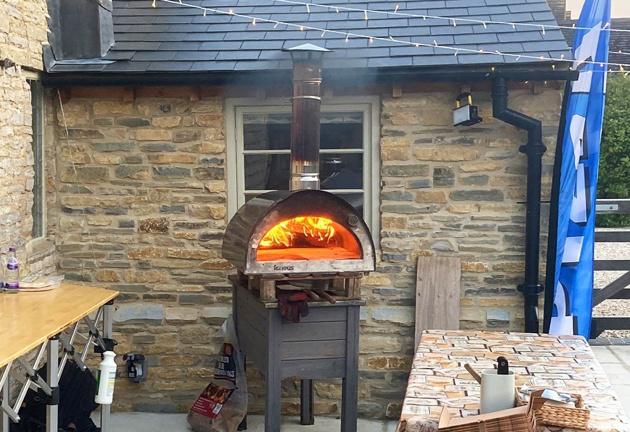 The Cotswold Pizza Co. Woodfired, Stonebaked Mobile Pizza Catering