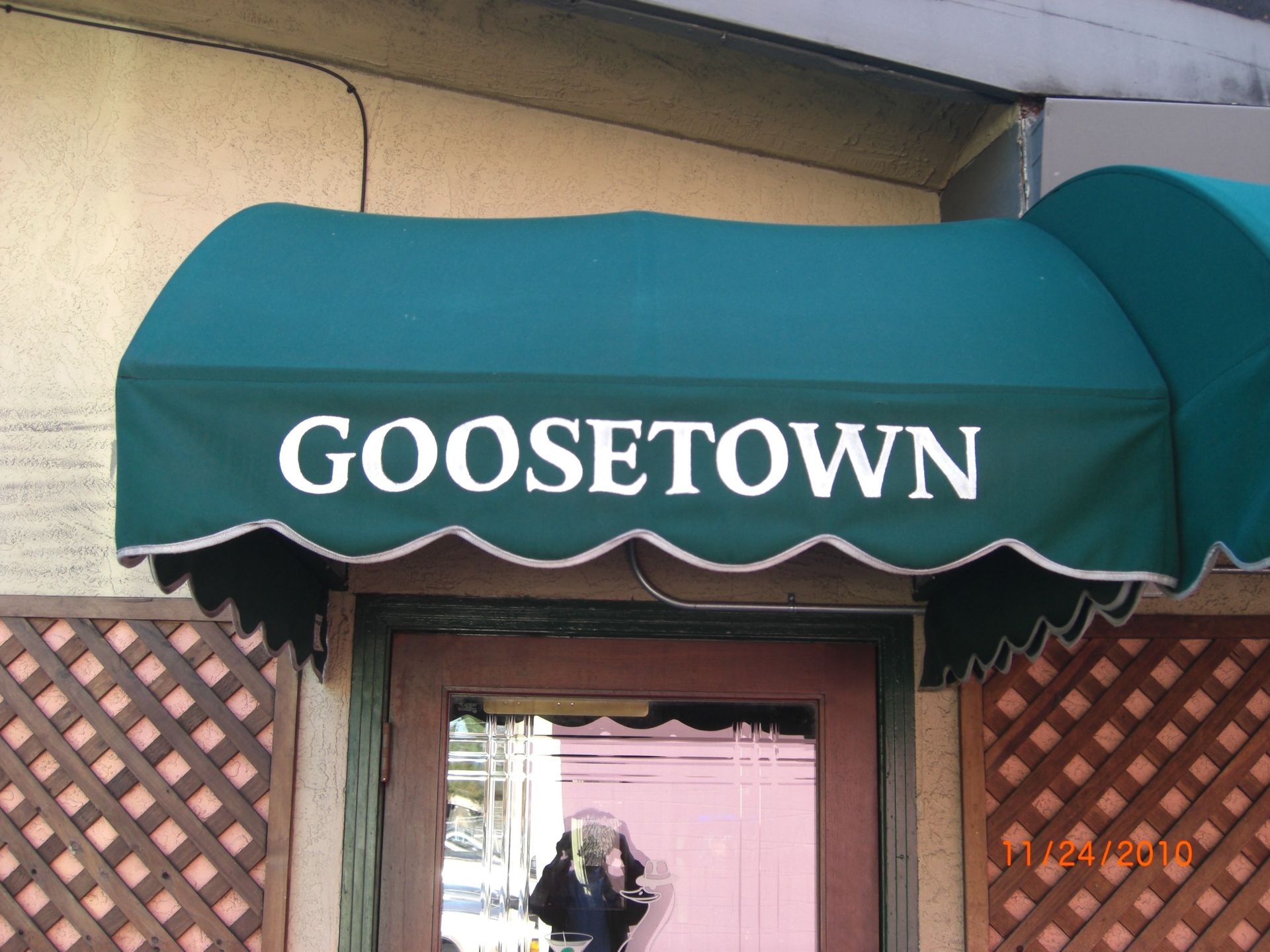 A sign on the side of a building that says `` after effie 's ''.