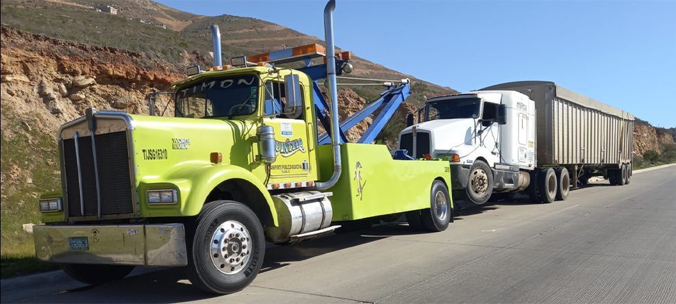 GRÚAS QUINTERO- grúas 24 hrs.