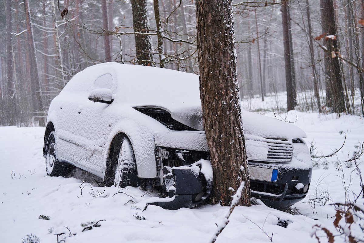 Call Kemna Collision Repair if You Get Into a Car Accident in Jefferson City, MO During Winter