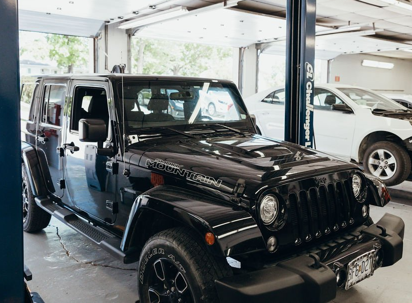 Kemna Collision Repair, an Auto Body Repair Shop Operating on a Jeep in Jefferson City, Missouri.