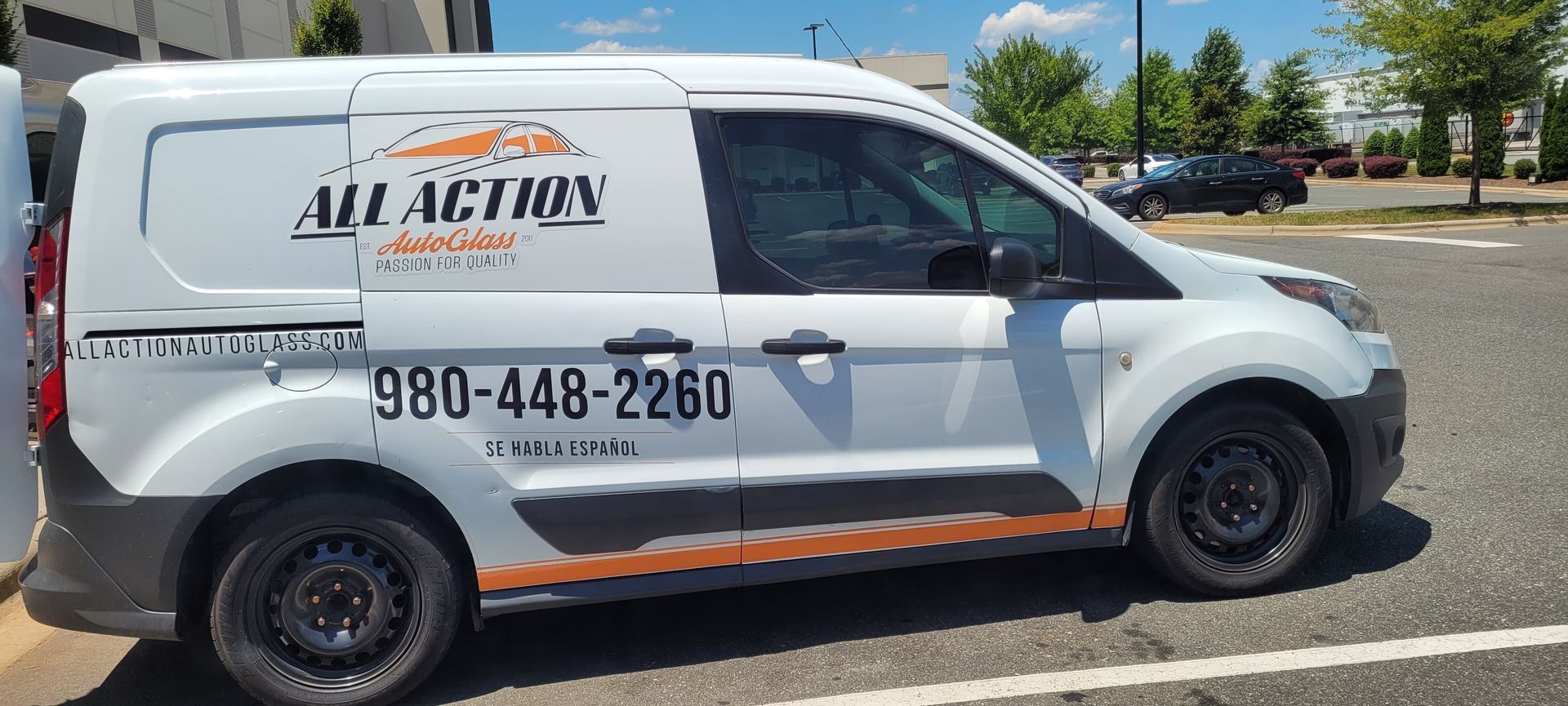 Certified Dodge RAM Windshield Replacement Service in Charlotte, NC