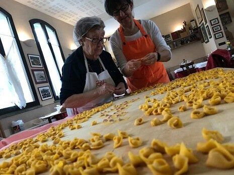 tortellini fatti a mano