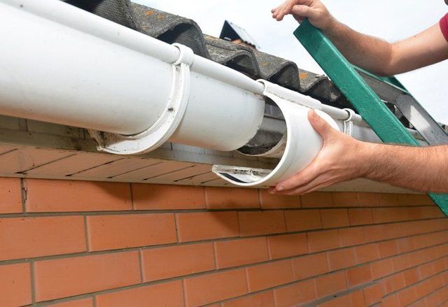 Everything You Need to Know About Seamless Gutters