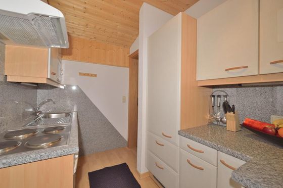 Küche im Appartement vom Hotel  Viktoria Garni in St. Anton am Arlberg