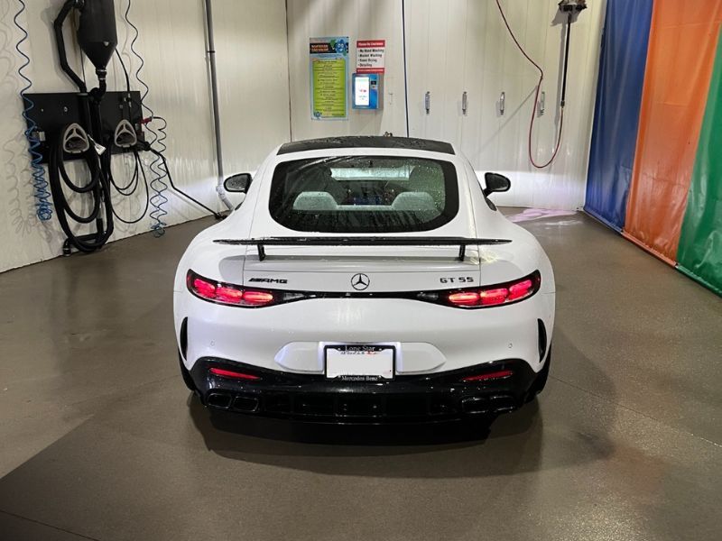 Keeping Your Car Pristine: A Maintenance Routine Using Coin Bays 