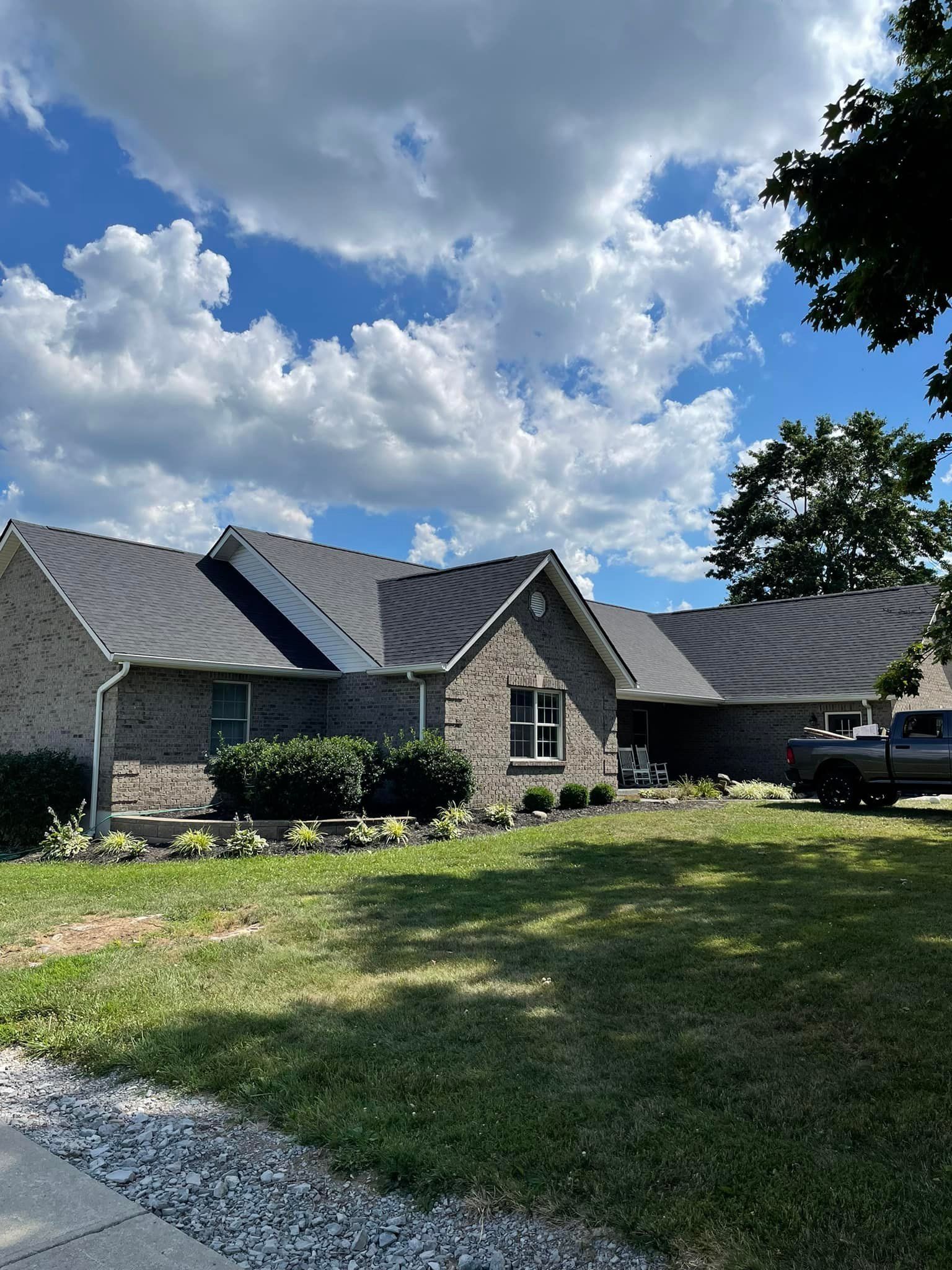 A roof installation in Independence, KY by Gold Peak Roofing