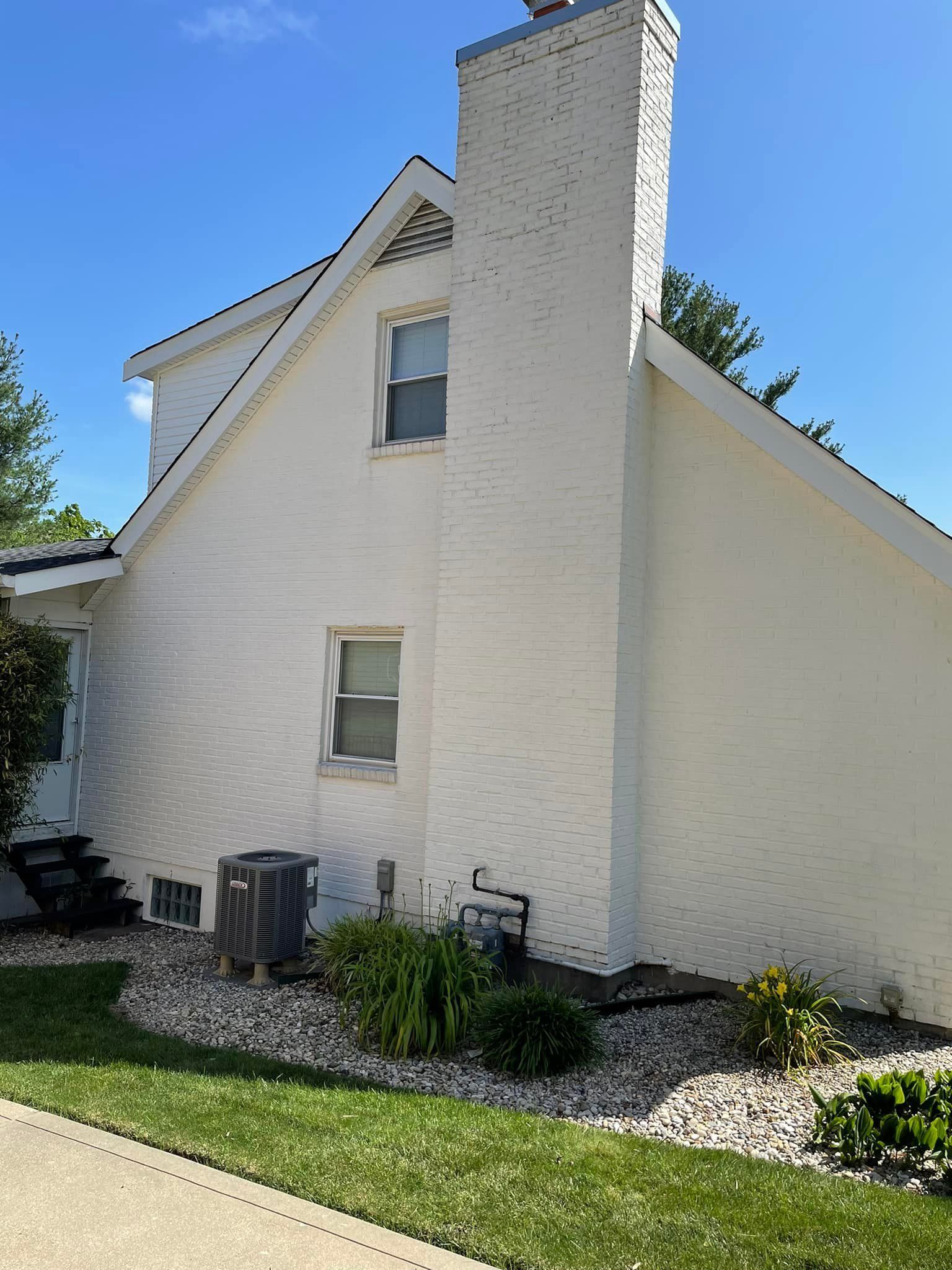 A gutter replacement in Independence, KY by Gold Peak Roofing