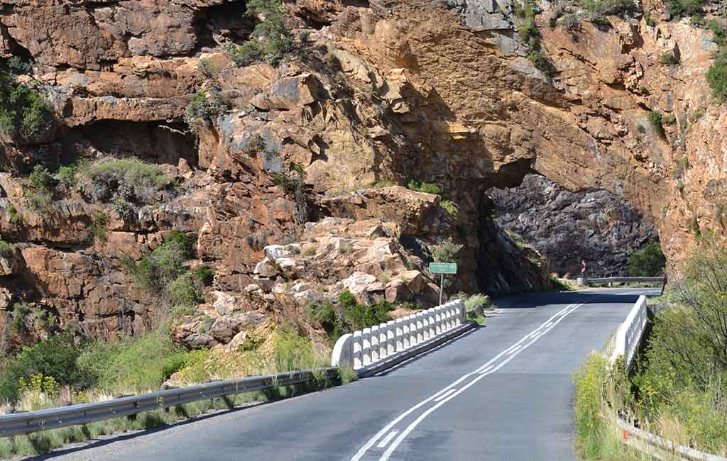 Cogmans Kloof Pass, enroute from Ashton to Montagu, Route 62, South Africa
