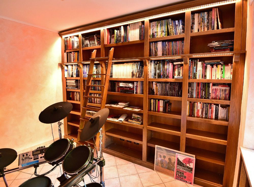 Arredo in legno zona giorno novi ligure