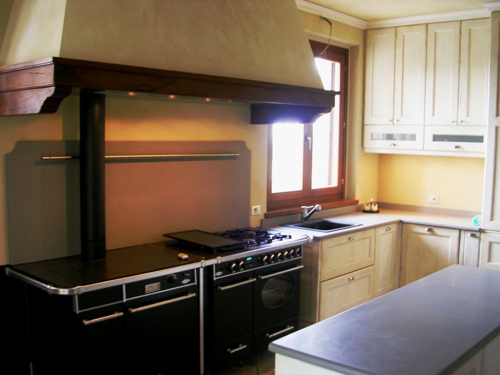 cucine su misura in legno novi ligure