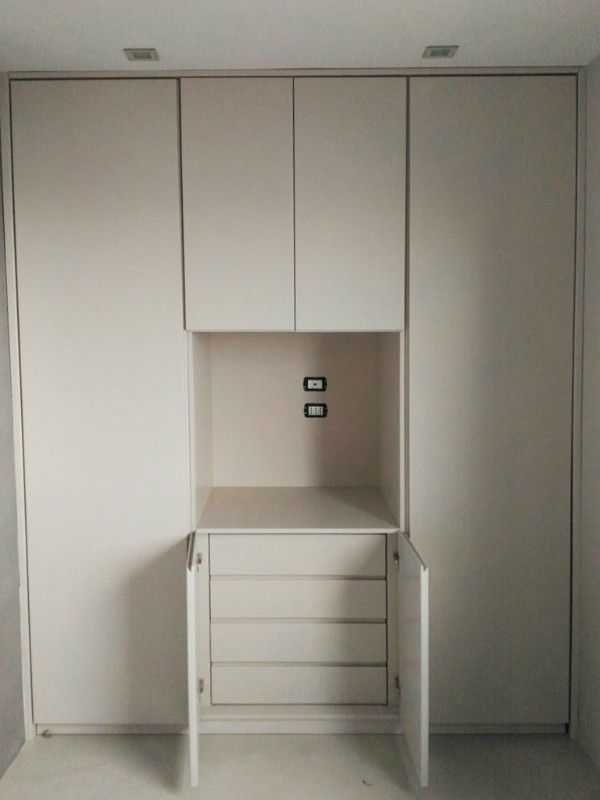 arredo zona notte  su misura in legno novi ligure