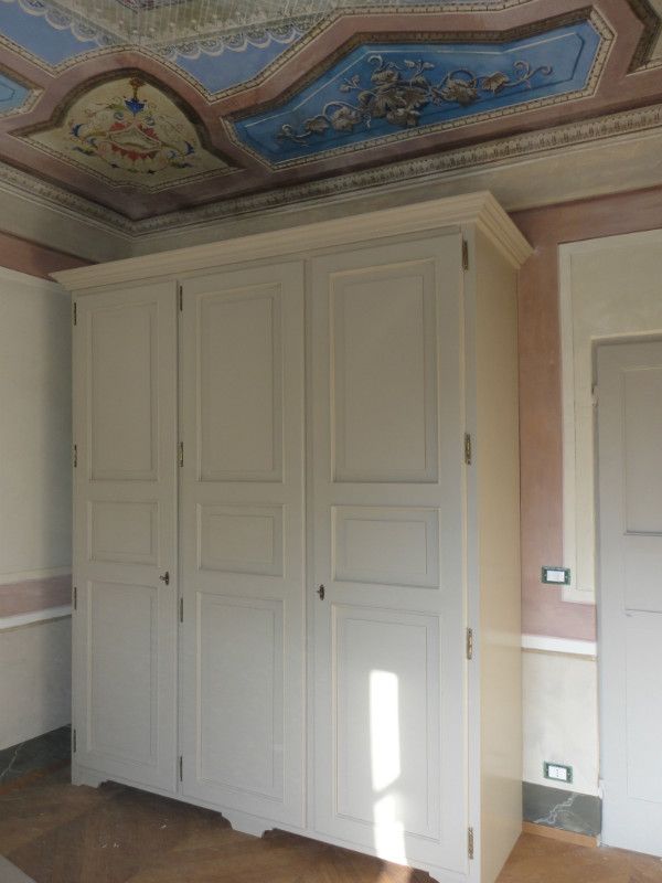 arredo zona notte  su misura in legno novi ligure